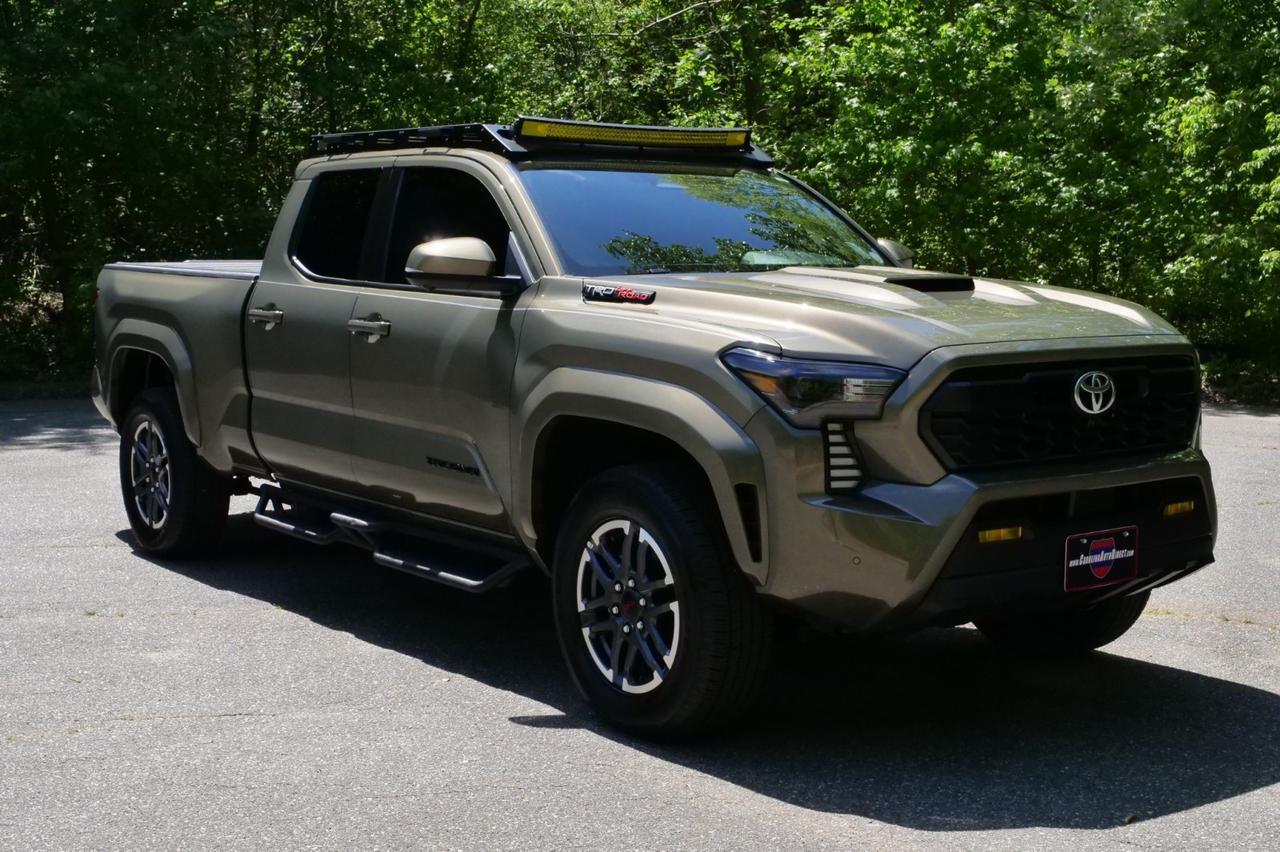 2025 Toyota Tacoma TRD Sport 4X4 / Premium Package / Leather Seats! Lincolnton NC