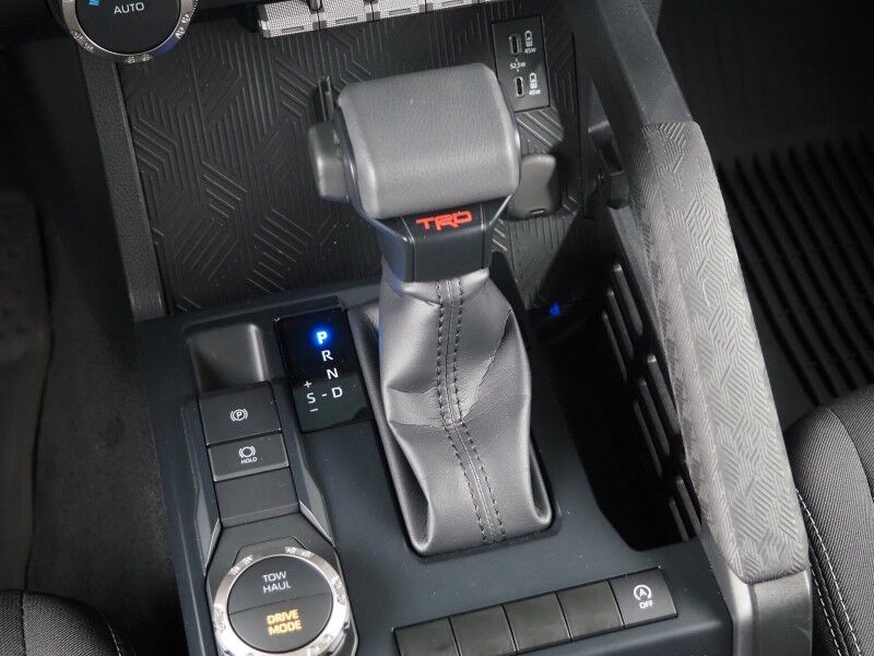 2025 Toyota Tacoma TRD Sport Double Cab RWD *NAVIGATION, ADAPTIVE CRUISE, SAFETY ALERTS, BACKUP-CAMERA, 14 INCH DISPLAY, HEATED SEATS, KEYLESS ENTRY, TONNEAU COVER, DASH CAM, LED HEADLIGHTS, ANDROID & APPLE Round Rock TX