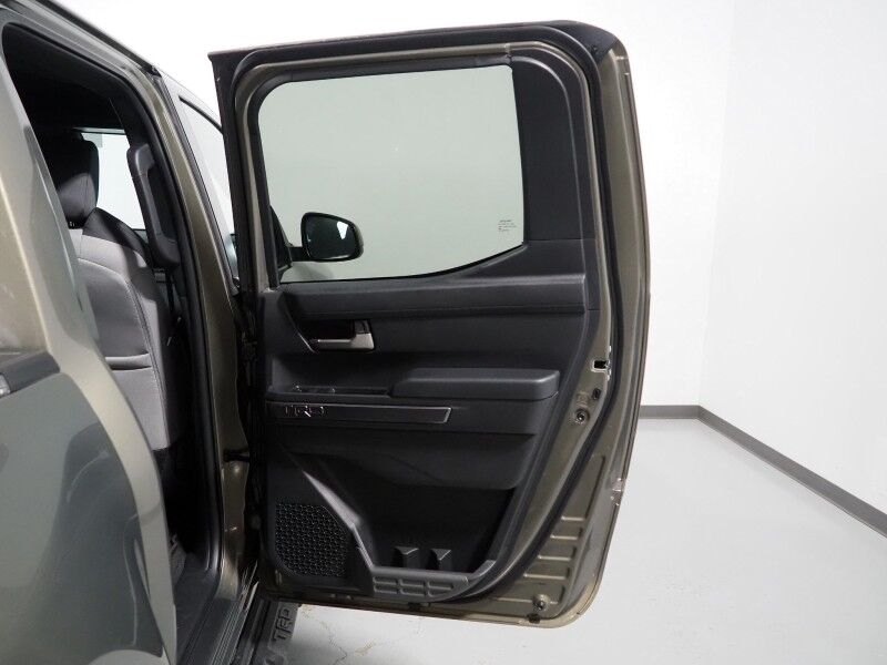 2025 Toyota Tacoma TRD Sport Double Cab RWD *NAVIGATION, ADAPTIVE CRUISE, SAFETY ALERTS, BACKUP-CAMERA, 14 INCH DISPLAY, HEATED SEATS, KEYLESS ENTRY, TONNEAU COVER, DASH CAM, LED HEADLIGHTS, ANDROID & APPLE Round Rock TX