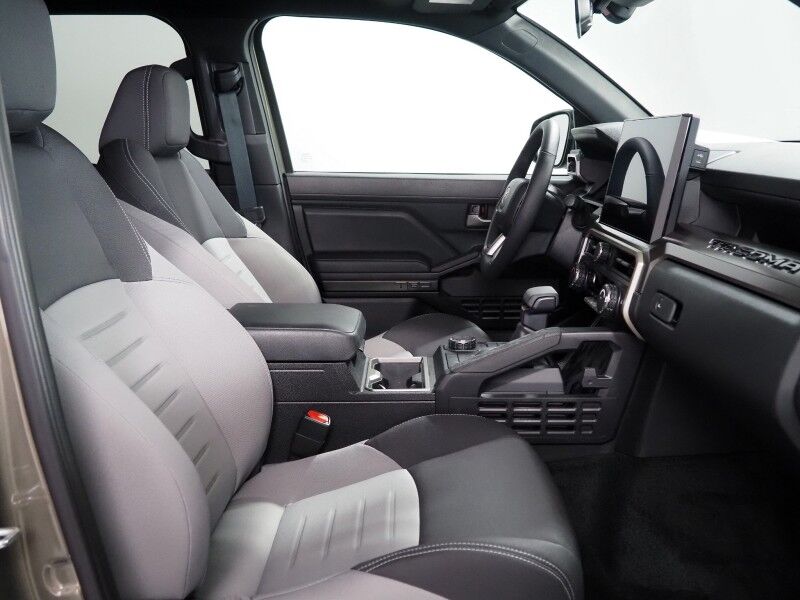 2025 Toyota Tacoma TRD Sport Double Cab RWD *NAVIGATION, ADAPTIVE CRUISE, SAFETY ALERTS, BACKUP-CAMERA, 14 INCH DISPLAY, HEATED SEATS, KEYLESS ENTRY, TONNEAU COVER, DASH CAM, LED HEADLIGHTS, ANDROID & APPLE Round Rock TX