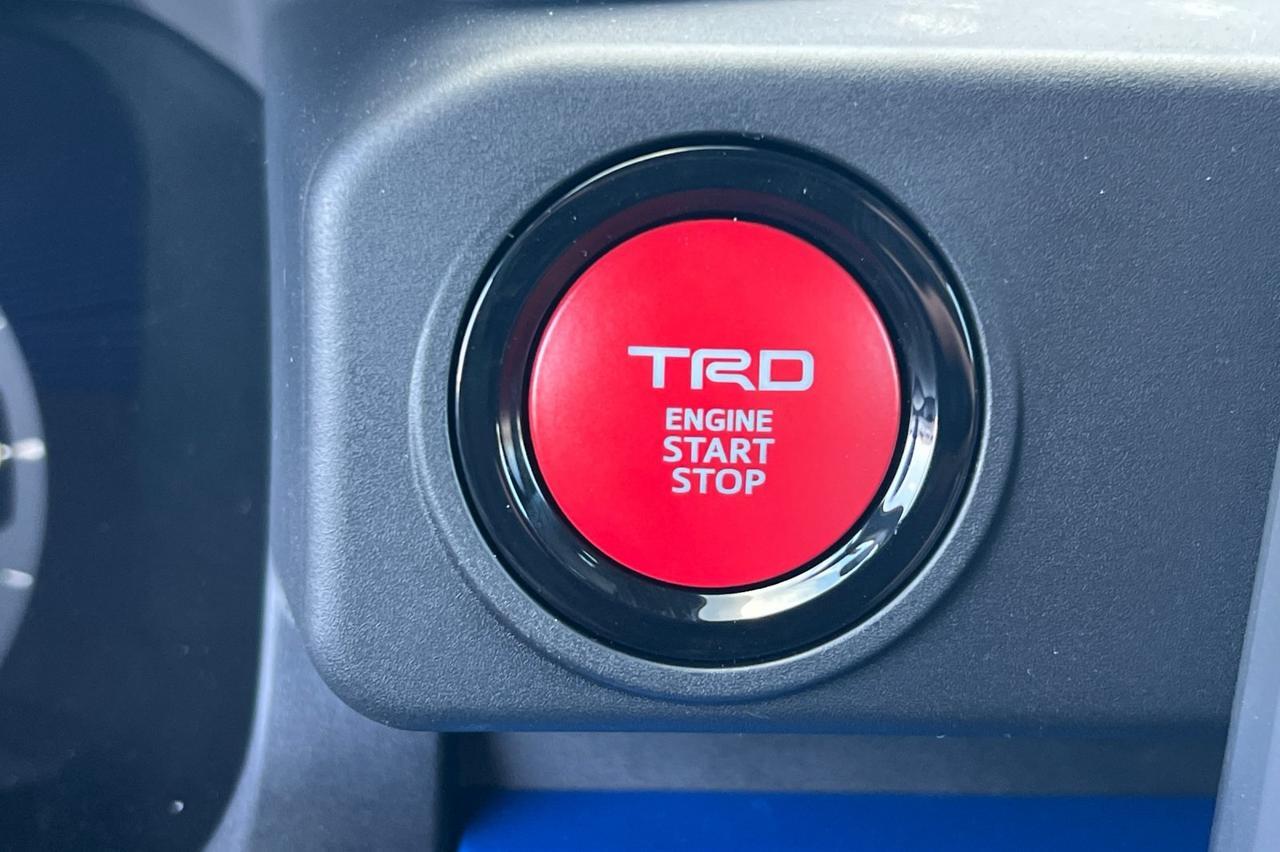 2025 Toyota Tacoma TRD Sport Ontario OR