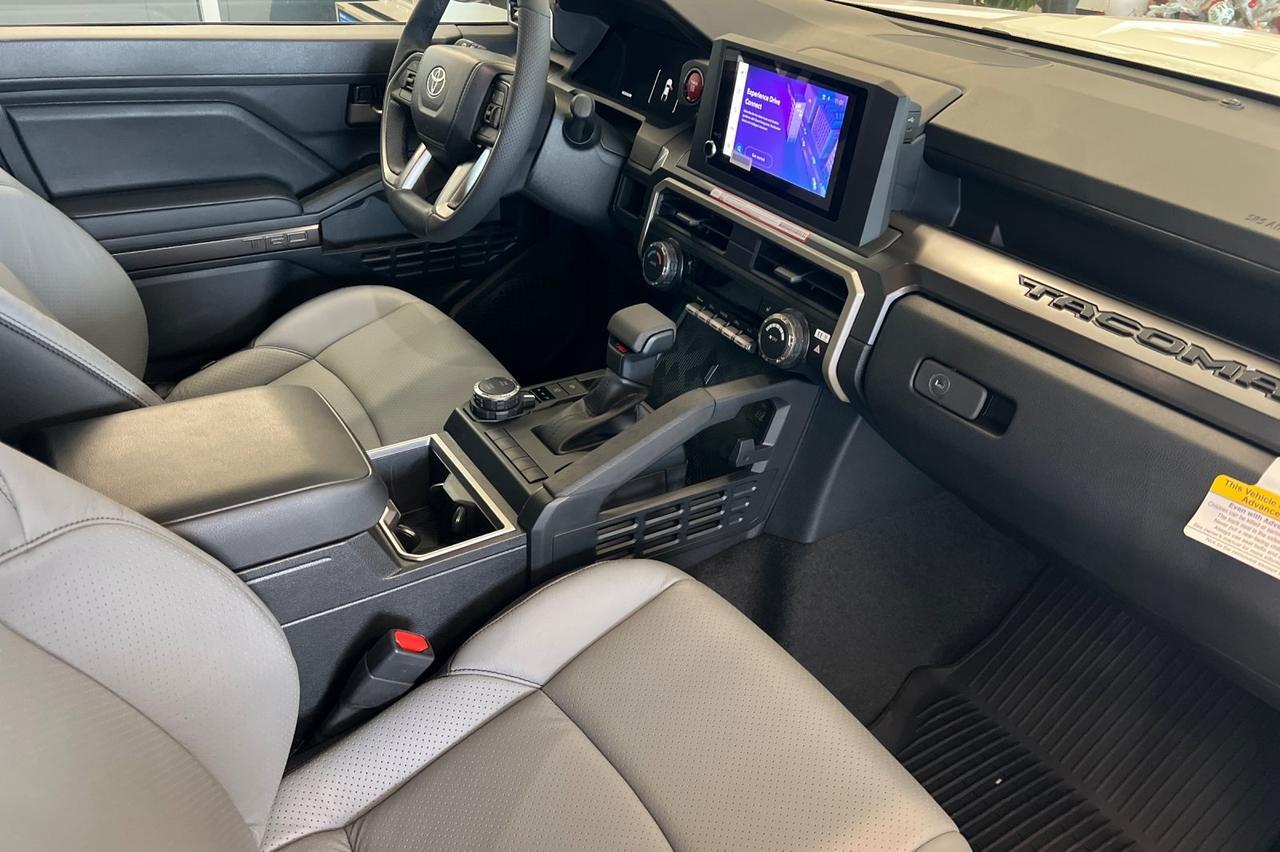 2025 Toyota Tacoma TRD Sport Ontario OR