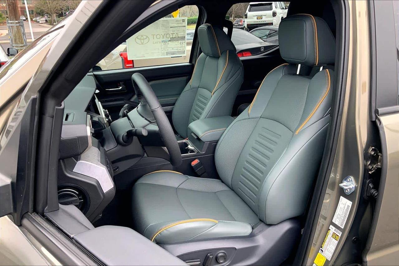 2025 Toyota Tacoma Trailhunter Hybrid Folsom CA