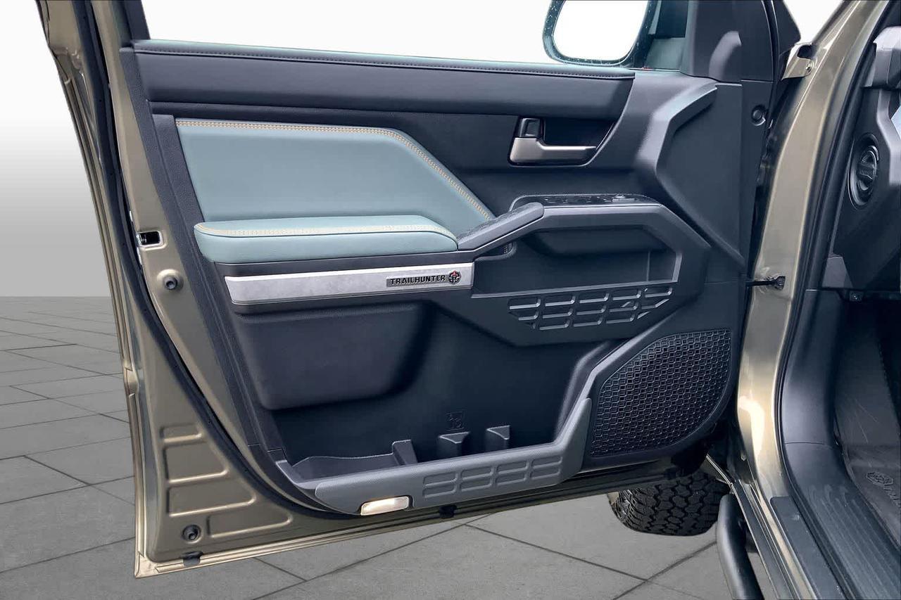 2025 Toyota Tacoma Trailhunter Hybrid Folsom CA