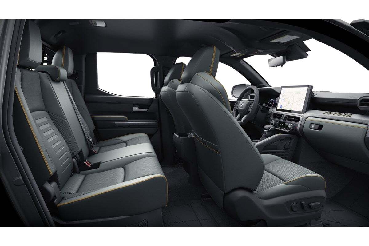2025 Toyota Tacoma i-FORCE MAX Tacoma Trailhunter Roseville CA
