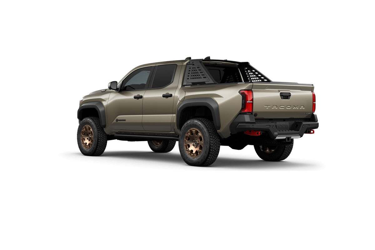 2025 Toyota Tacoma i-FORCE MAX Tacoma Trailhunter Roseville CA