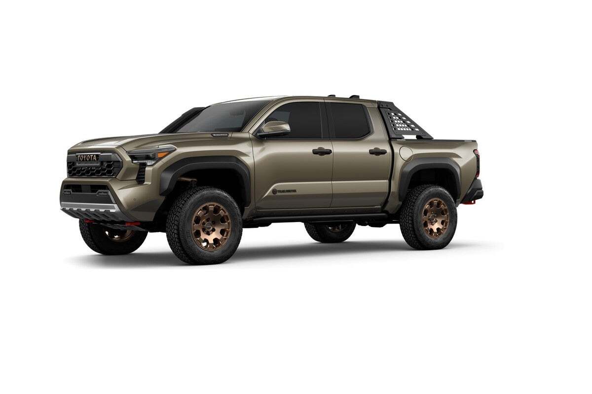2025 Toyota Tacoma i-FORCE MAX Tacoma Trailhunter Roseville CA