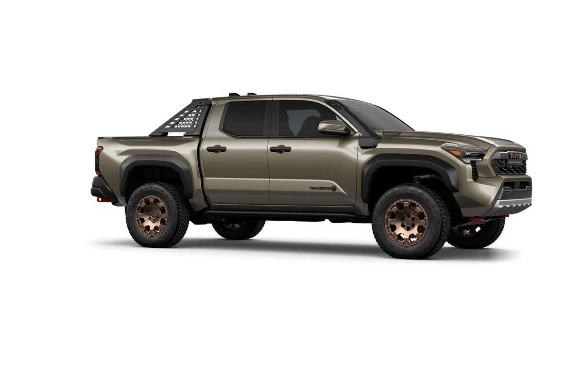 2025 Toyota Tacoma i-FORCE MAX Tacoma Trailhunter Roseville CA