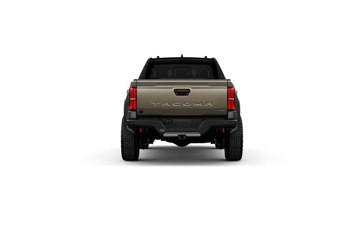 2025 Toyota Tacoma i-FORCE MAX Tacoma Trailhunter Roseville CA