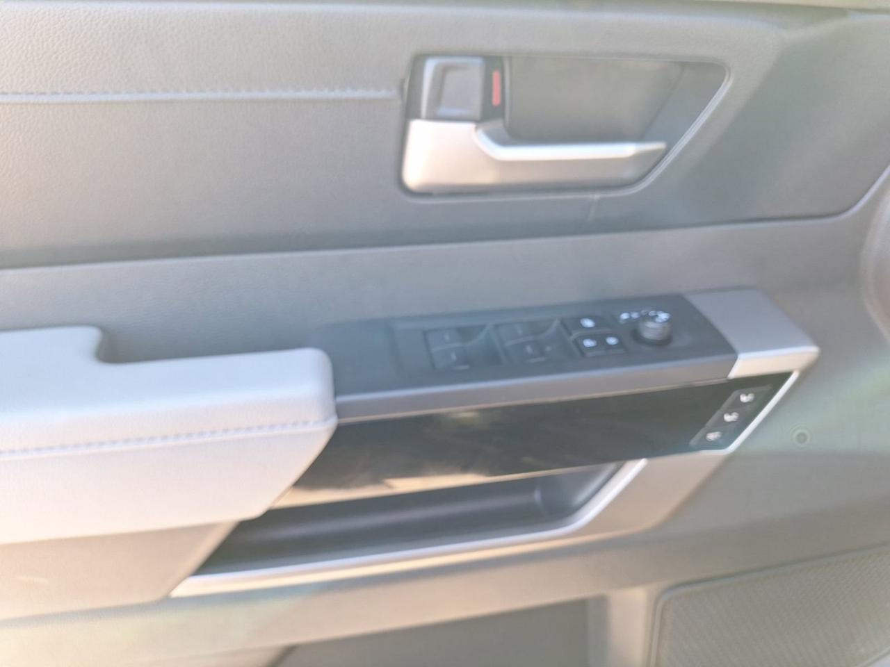 2025 Toyota Tundra 4WD Limited Hurst TX