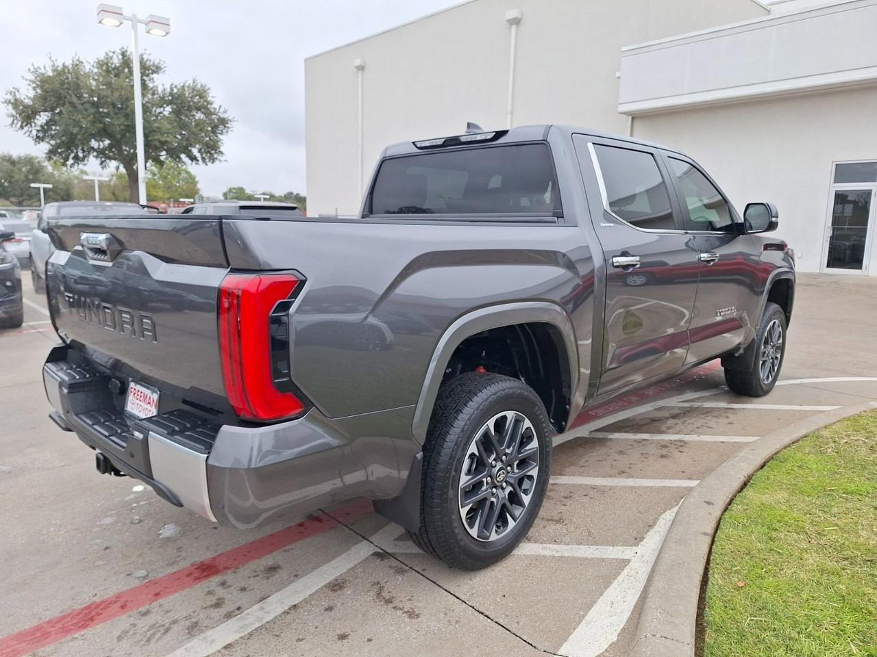 2025 Toyota Tundra 4WD Limited Hurst TX