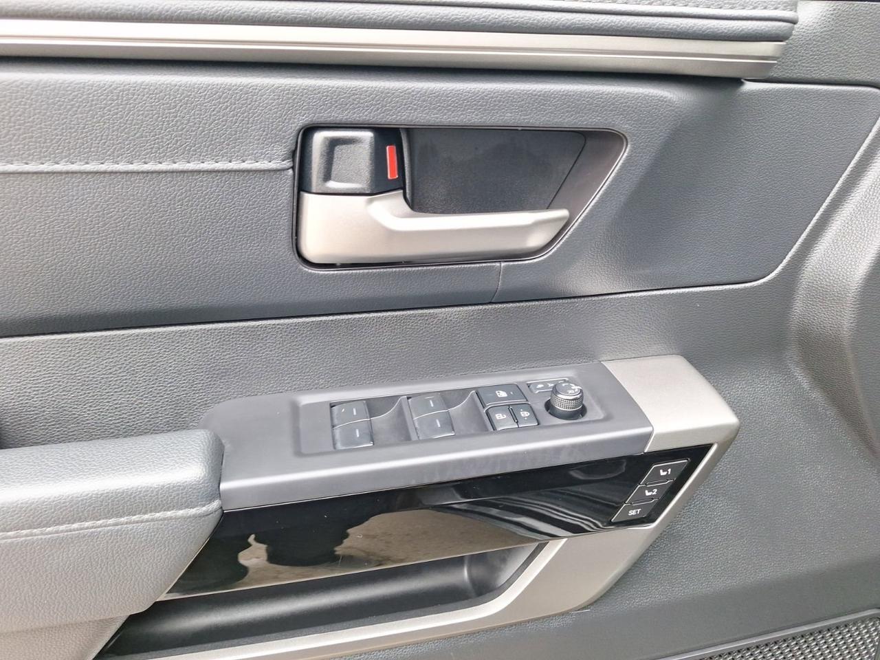 2025 Toyota Tundra 4WD Limited Hurst TX