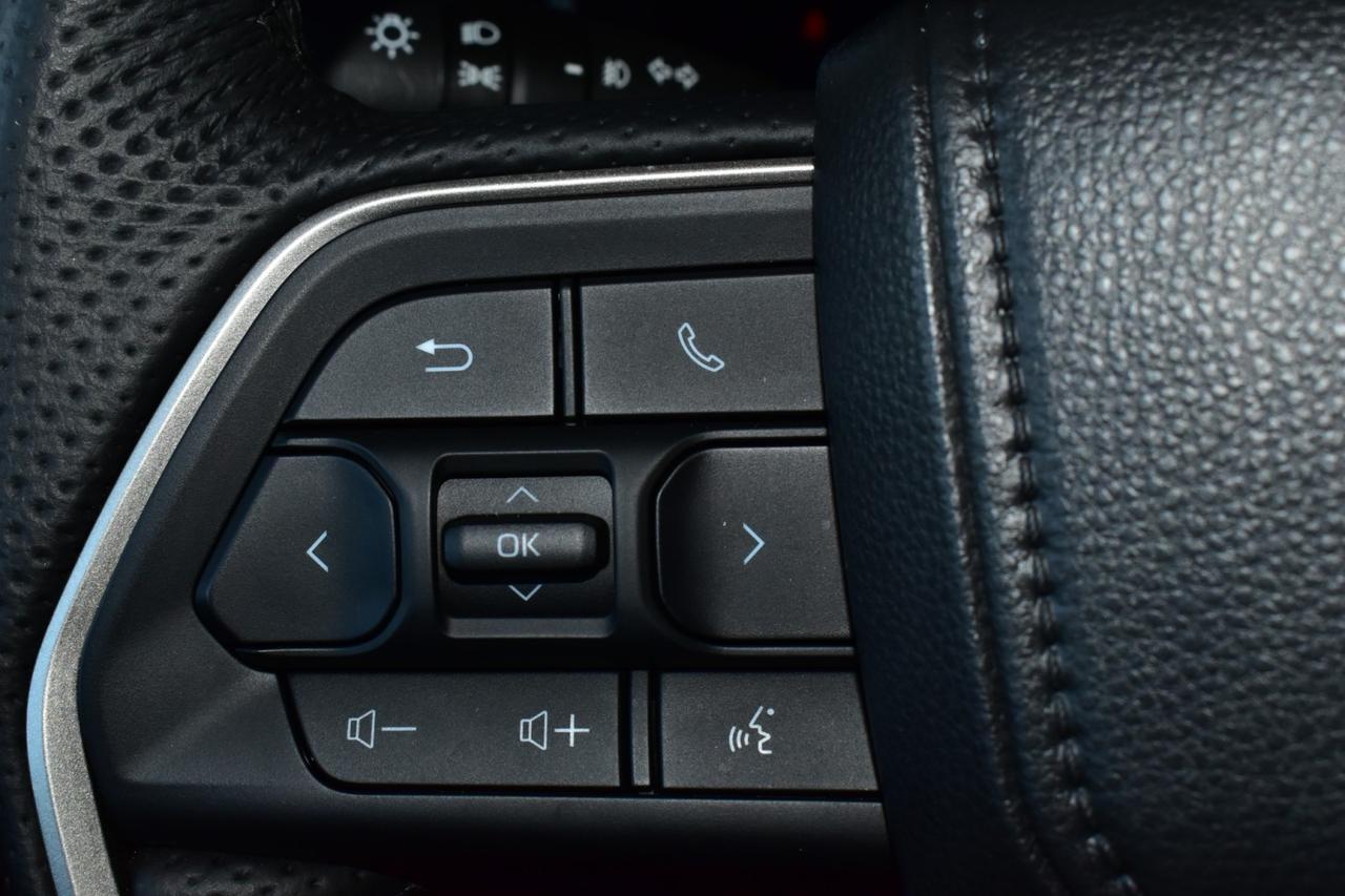 2025 Toyota Tundra 4WD Limited Tampa FL