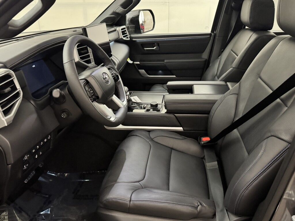 2025 Toyota Tundra 4WD Platinum 3.4L V6 Hybrid CrewMax Maumee OH