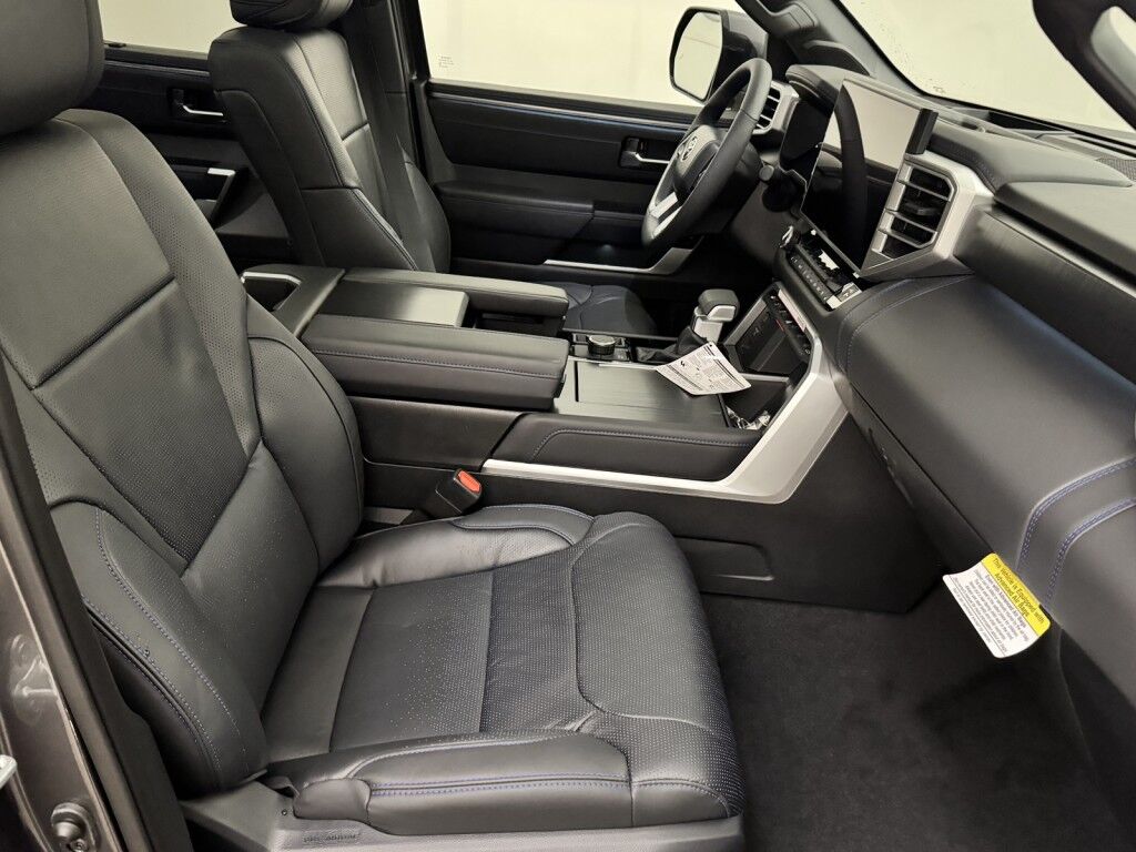 2025 Toyota Tundra 4WD Platinum 3.4L V6 Hybrid CrewMax Maumee OH