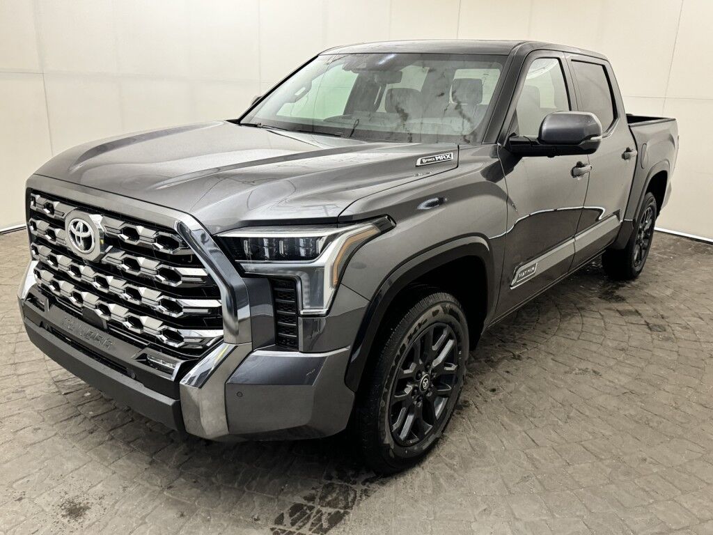 2025 Toyota Tundra 4WD Platinum 3.4L V6 Hybrid CrewMax