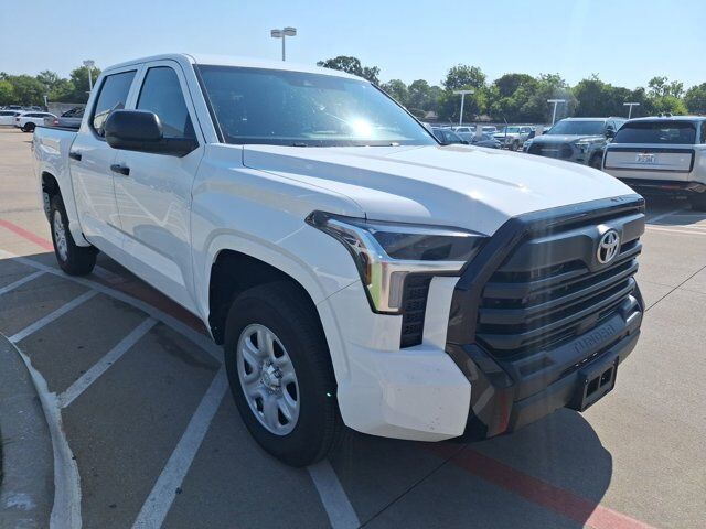 2025 Toyota Tundra 4WD SR Hurst TX