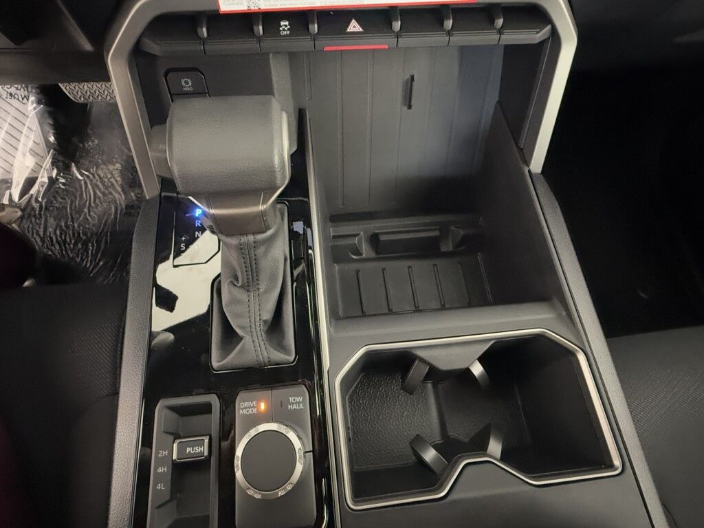 2025 Toyota Tundra 4WD SR5 CrewMax Maumee OH