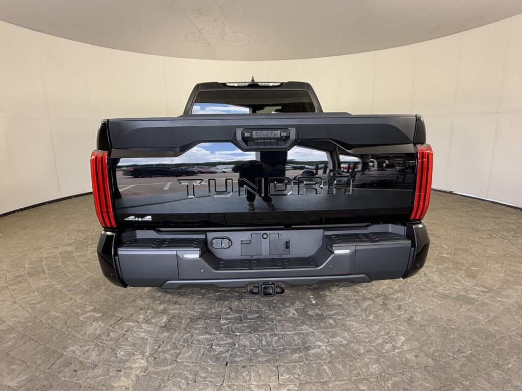 2025 Toyota Tundra 4WD SR5 CrewMax Maumee OH