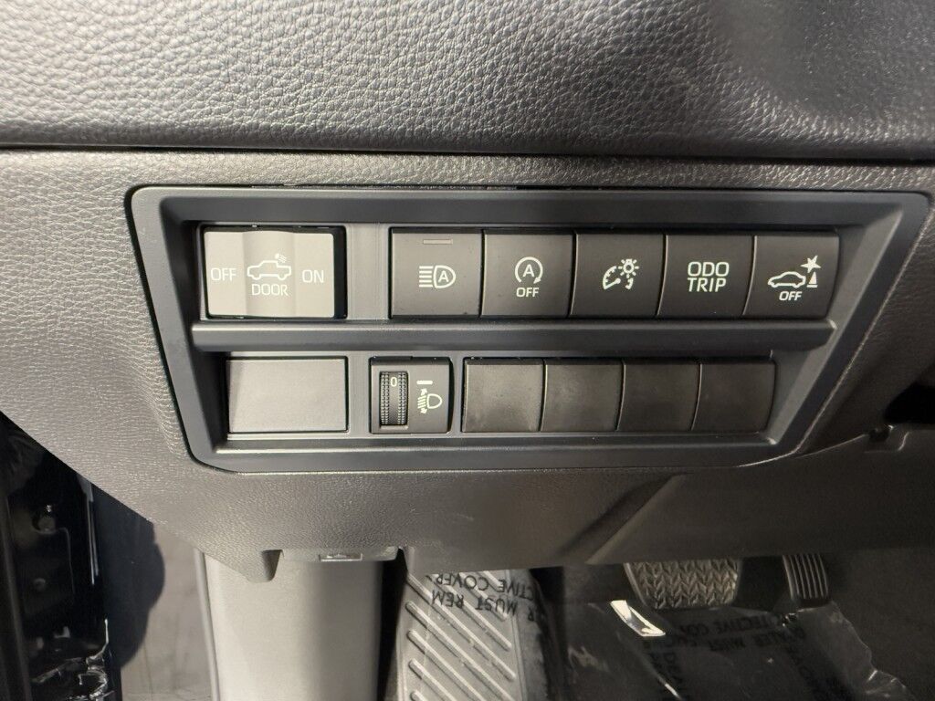 2025 Toyota Tundra 4WD SR5 CrewMax Maumee OH