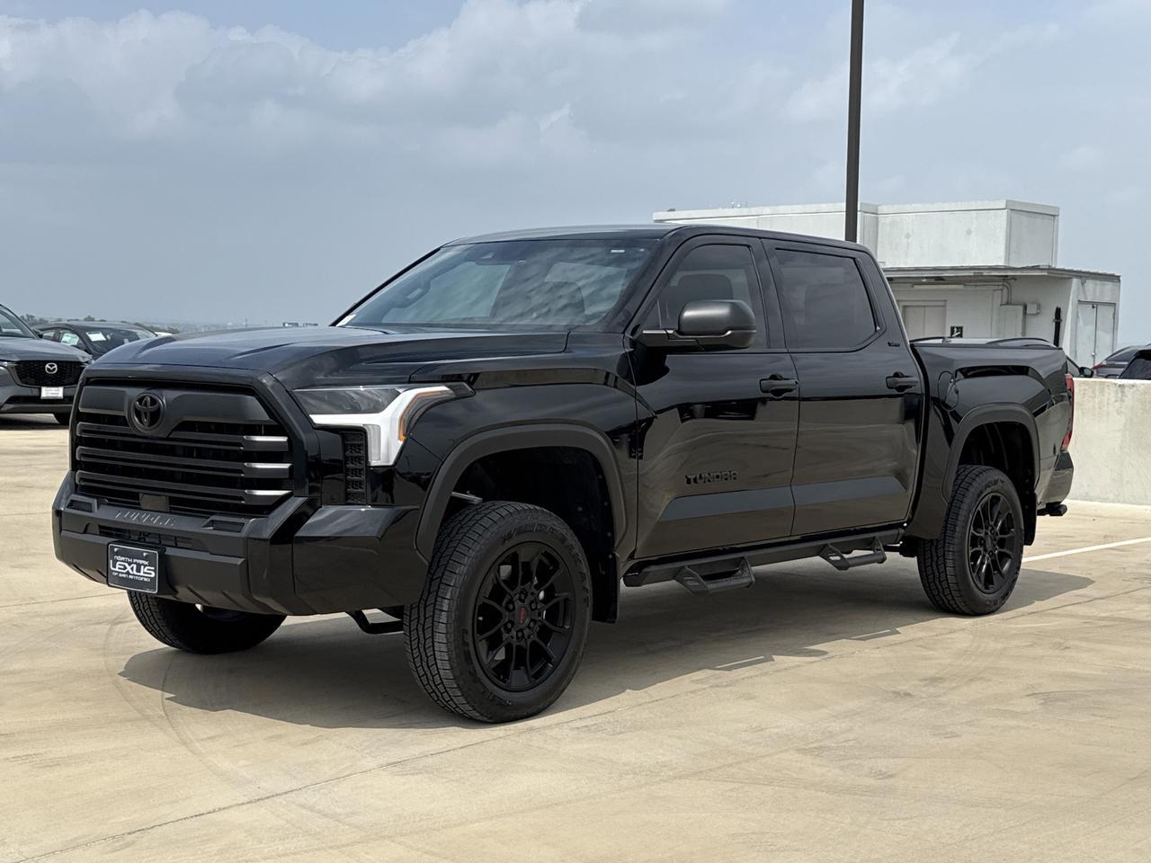 2025 Toyota Tundra 4WD SR5