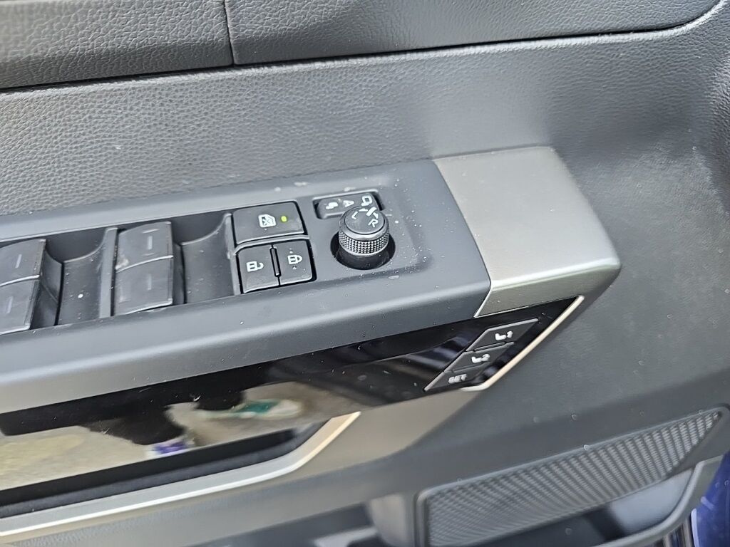 2025 Toyota Tundra 4x4 CrewMax Limited Fond du Lac WI