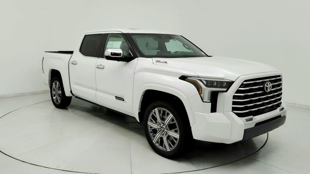 2025 Toyota Tundra Hybrid Capstone