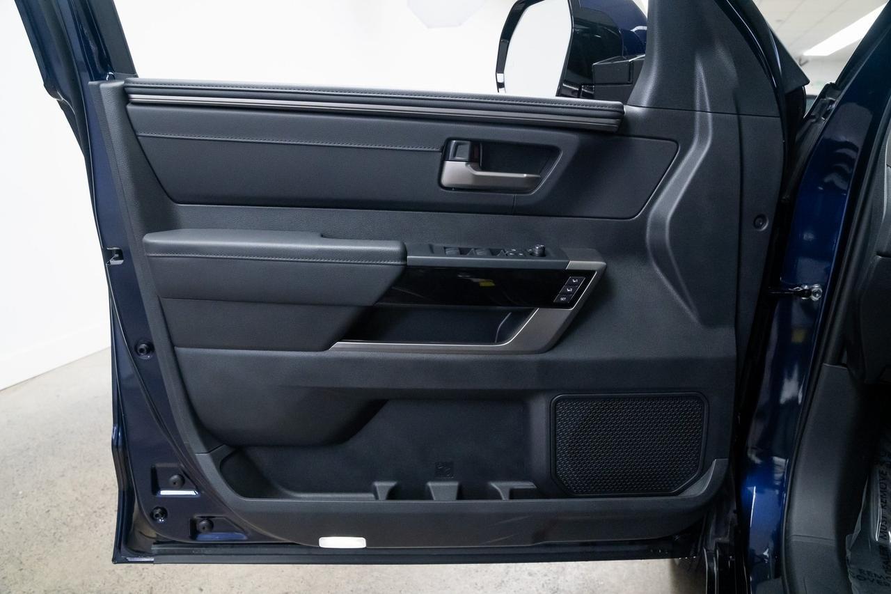 2025 Toyota Tundra Hybrid Limited Vented Seats Limited Premium Package Portland OR