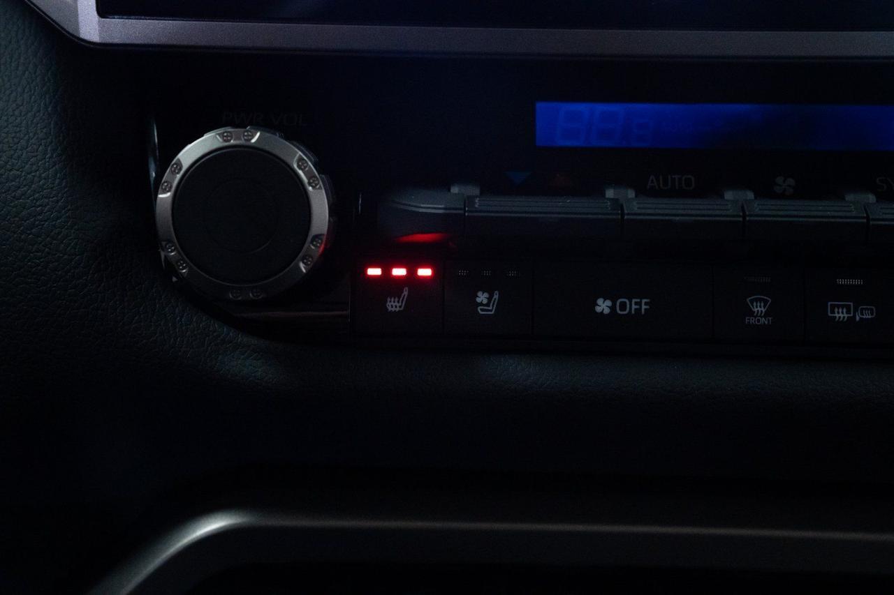 2025 Toyota Tundra Hybrid Limited Vented Seats Limited Premium Package Portland OR