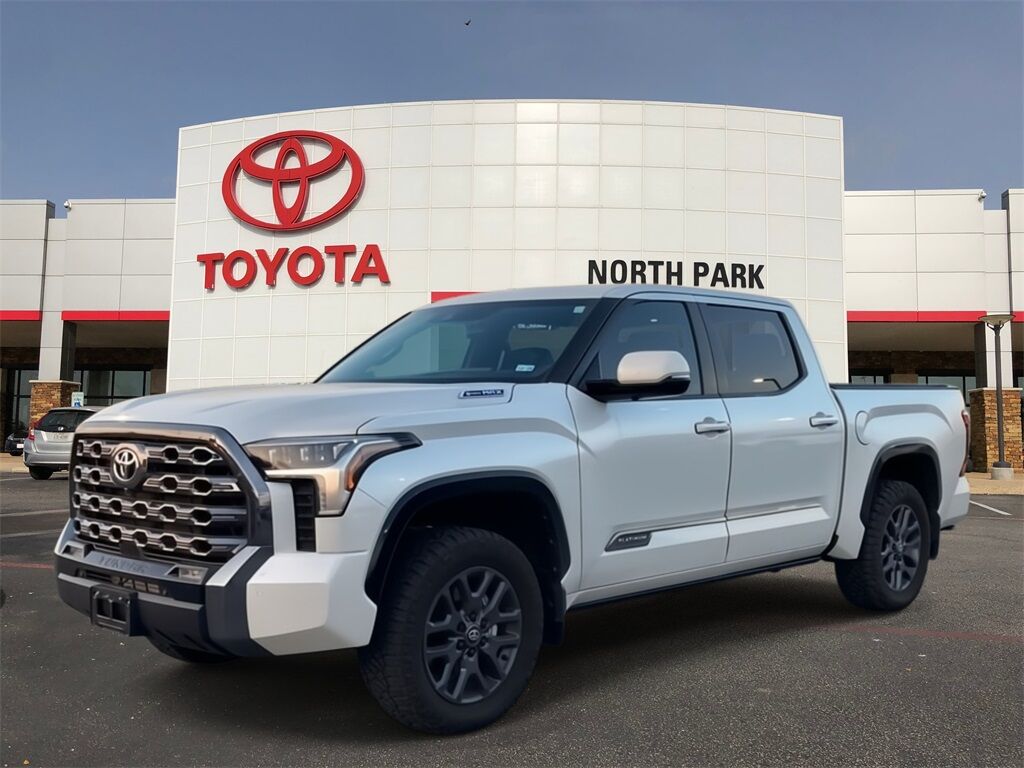 2025 Toyota Tundra Hybrid Platinum San Antonio TX