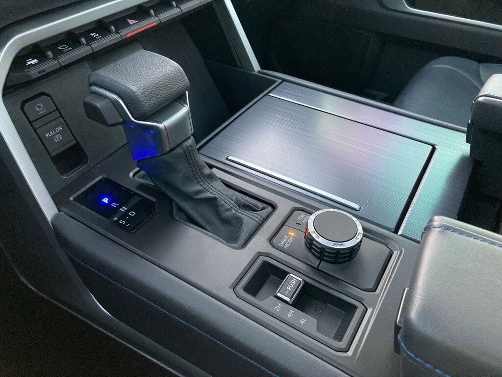 2025 Toyota Tundra Hybrid Platinum San Antonio TX