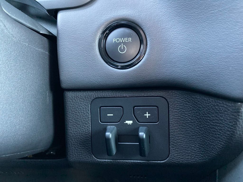 2025 Toyota Tundra Hybrid Platinum San Antonio TX