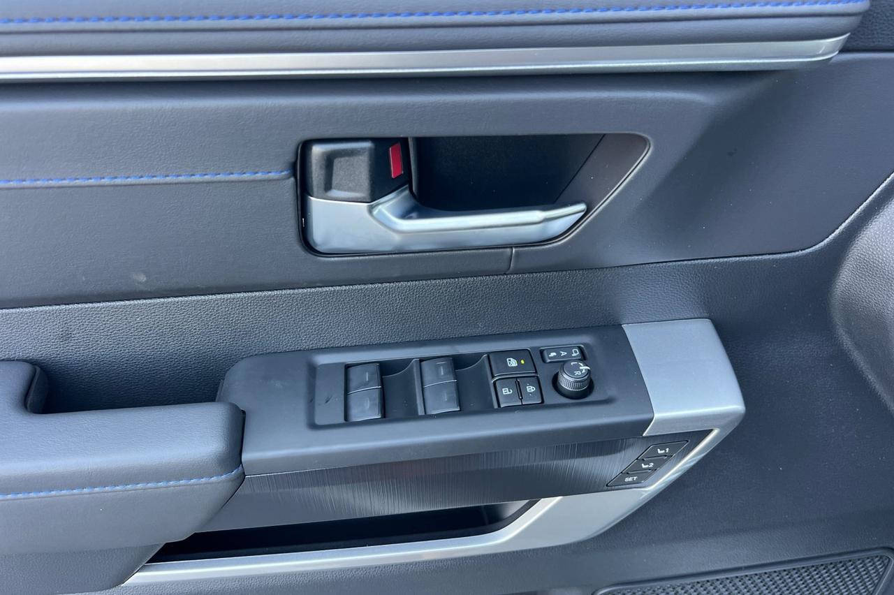 2025 Toyota Tundra Hybrid Platinum Ontario OR