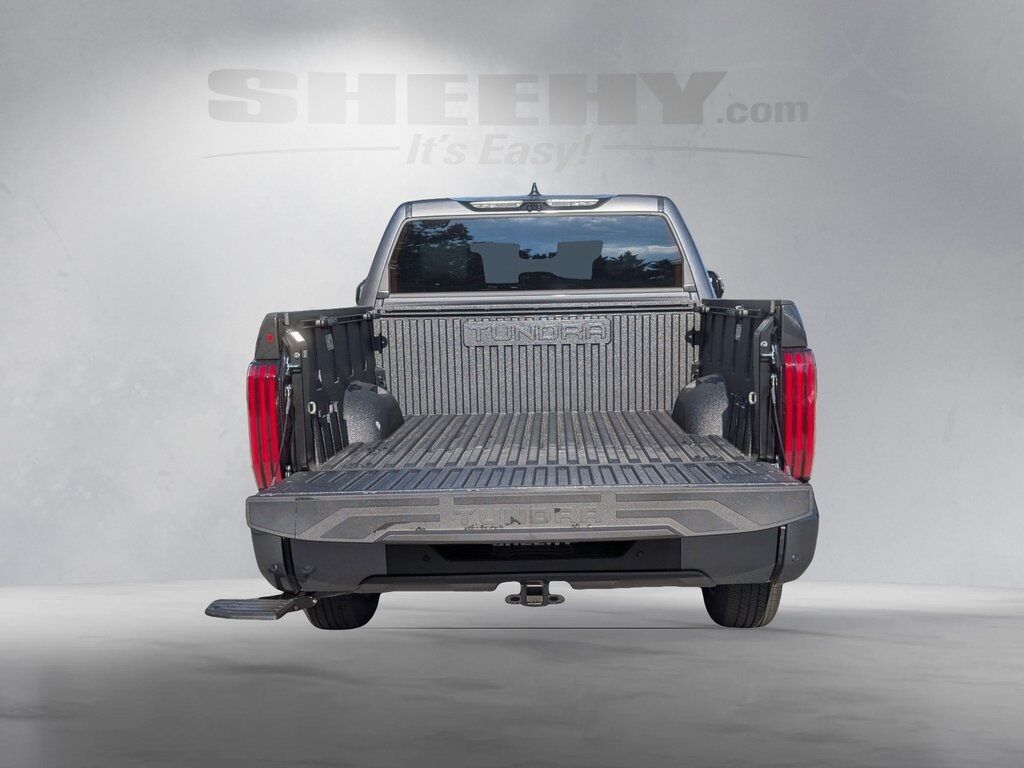 2025 Toyota Tundra Hybrid Platinum