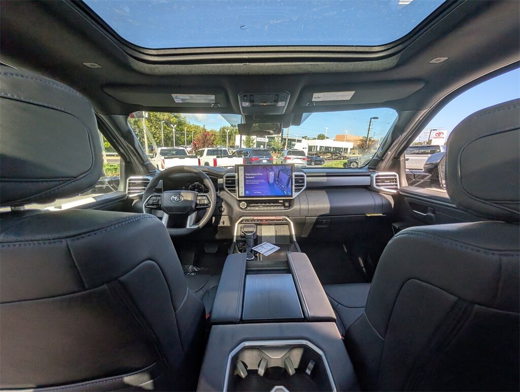 2025 Toyota Tundra Hybrid Platinum