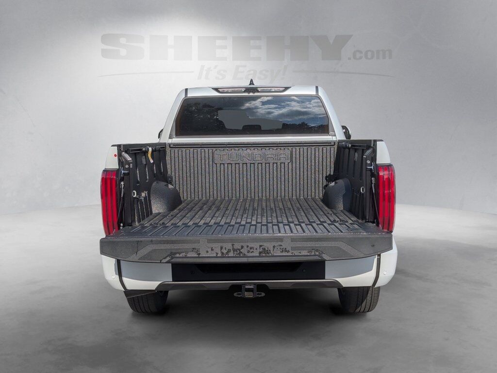 2025 Toyota Tundra Hybrid Platinum