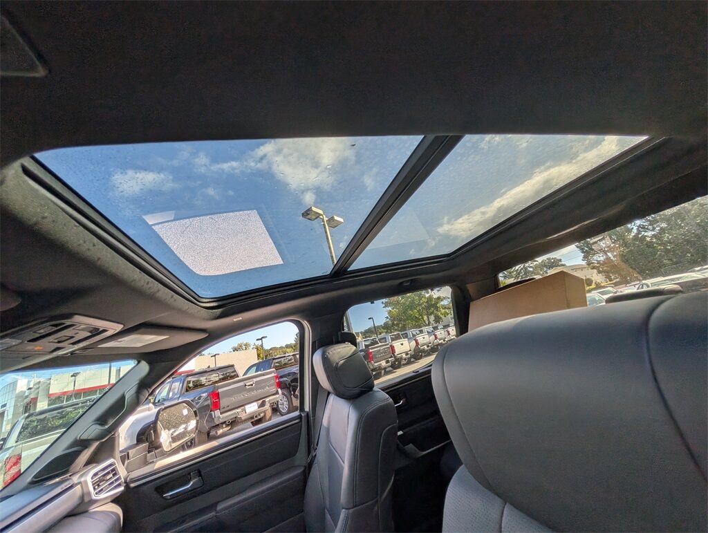 2025 Toyota Tundra Hybrid Platinum