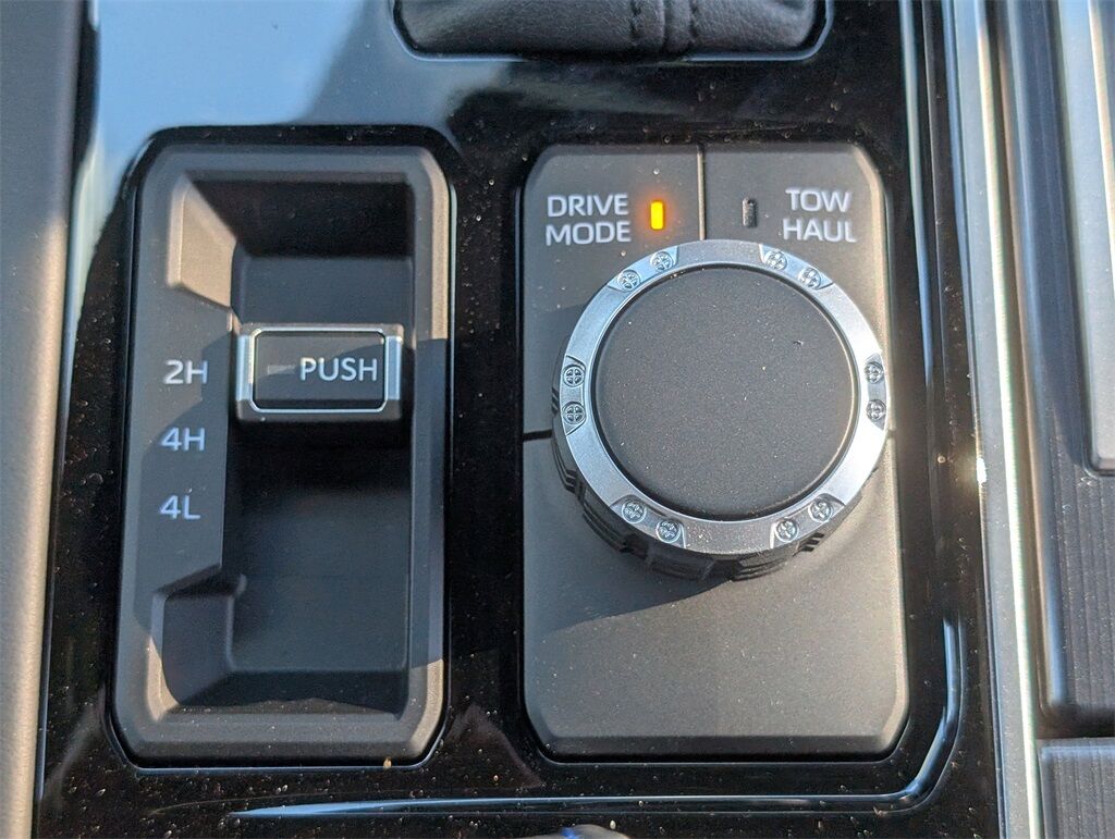 2025 Toyota Tundra Hybrid Platinum