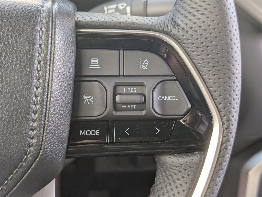 2025 Toyota Tundra Hybrid Platinum
