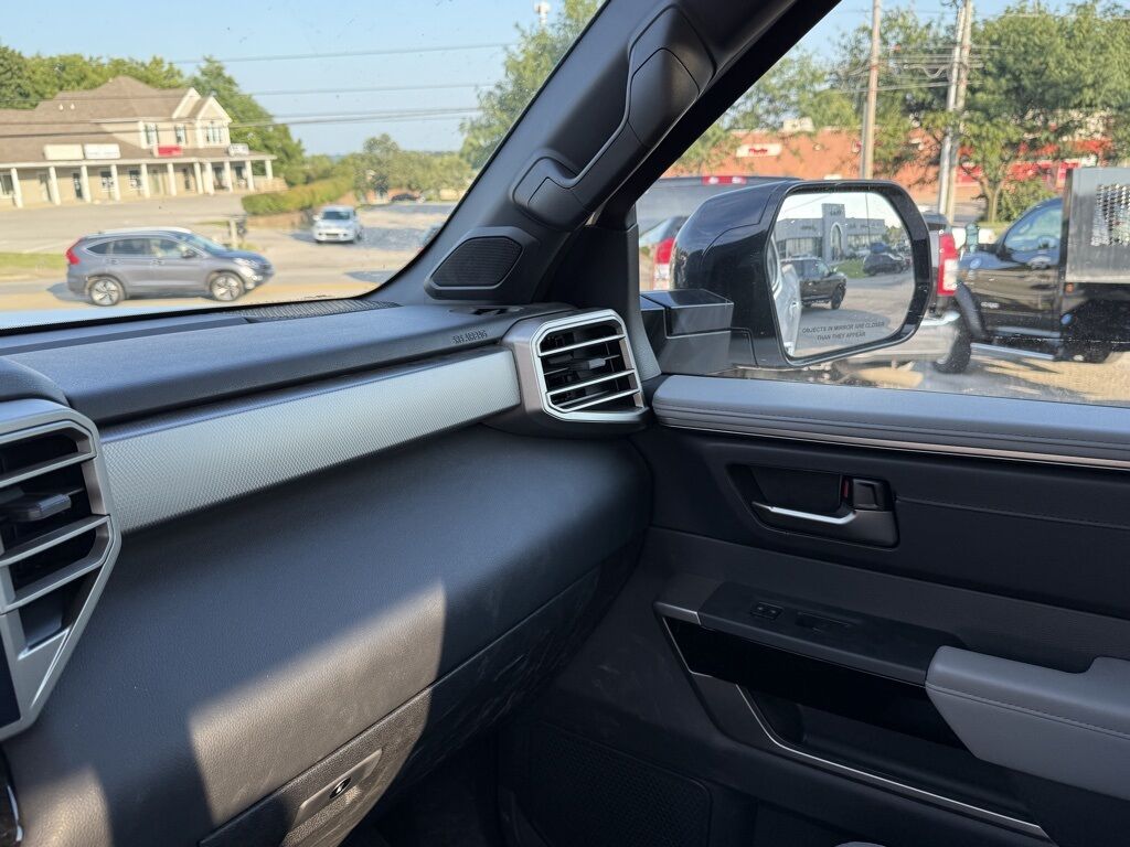 2025 Toyota Tundra Limited Crestwood KY