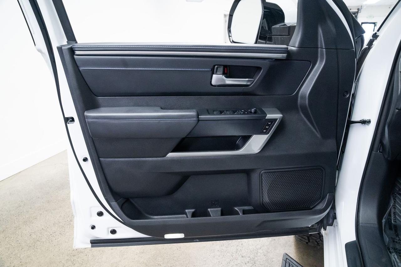 2025 Toyota Tundra Platinum Head-Up Display Power Running Boards Portland OR