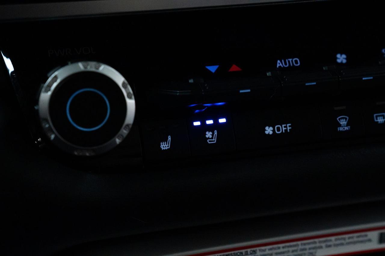 2025 Toyota Tundra Platinum Head-Up Display Power Running Boards Portland OR