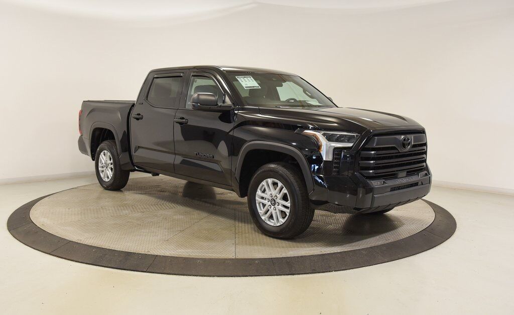2025 Toyota Tundra SR5 Akron OH