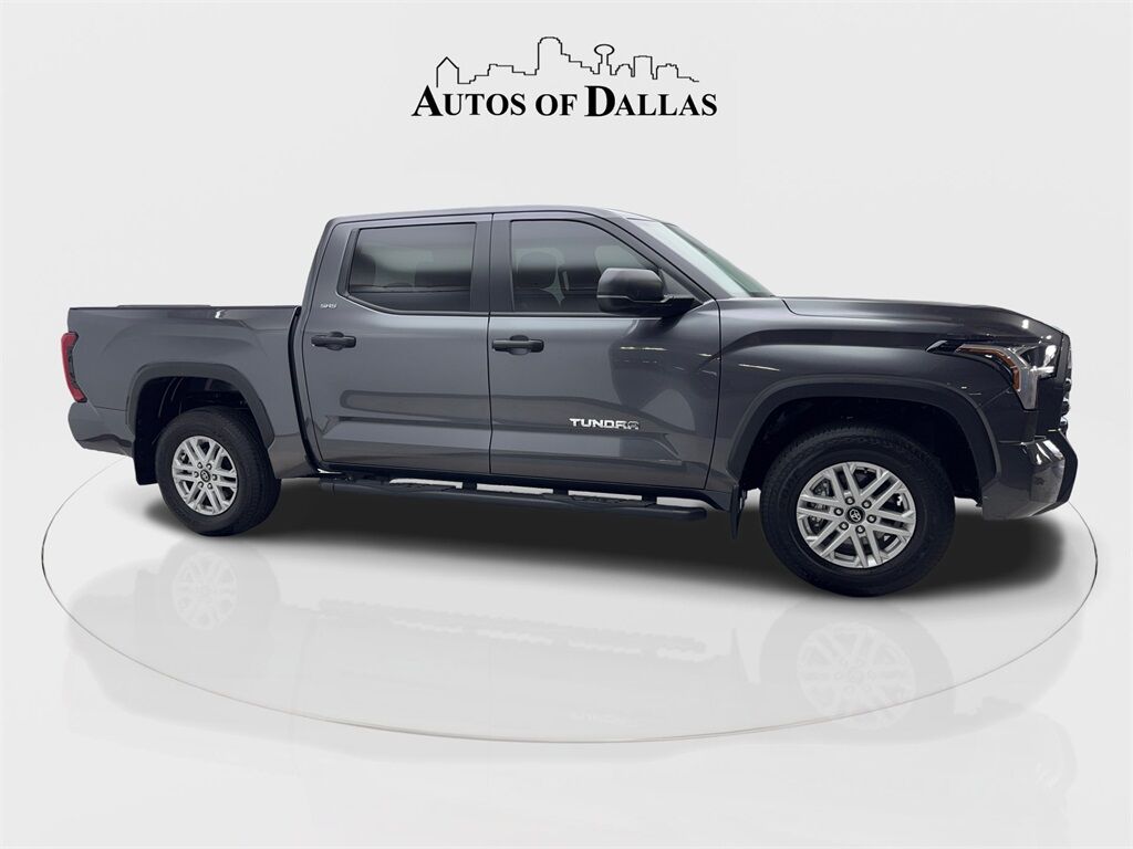 2025 Toyota Tundra SR5 photo 10