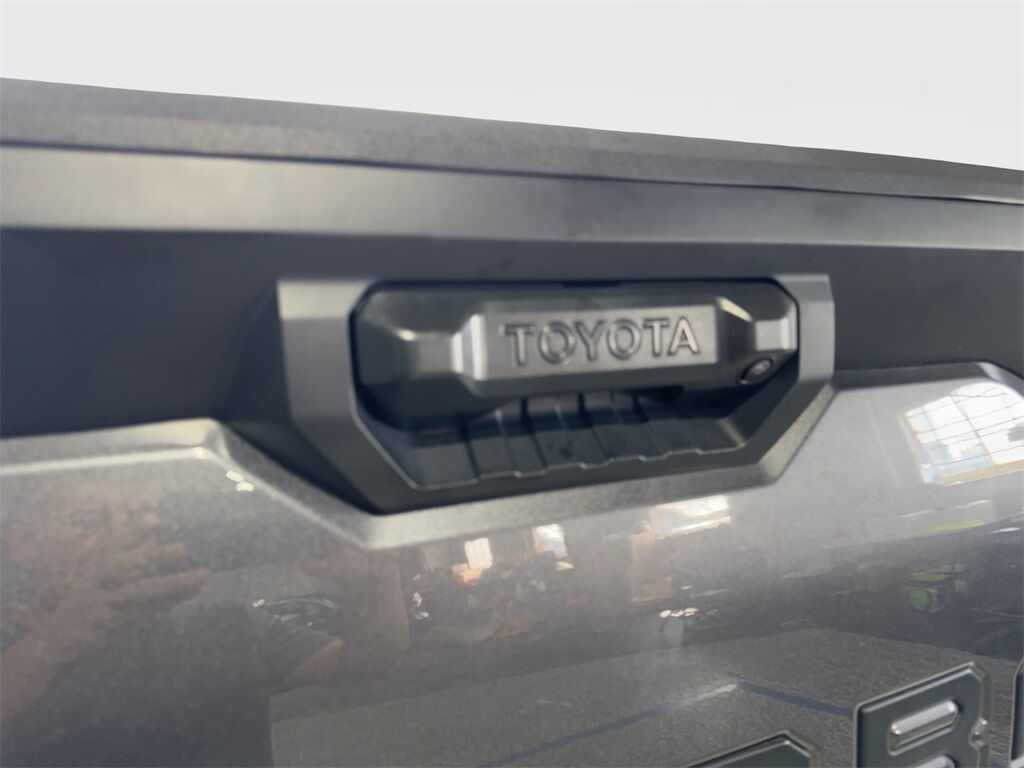 2025 Toyota Tundra SR5 photo 20
