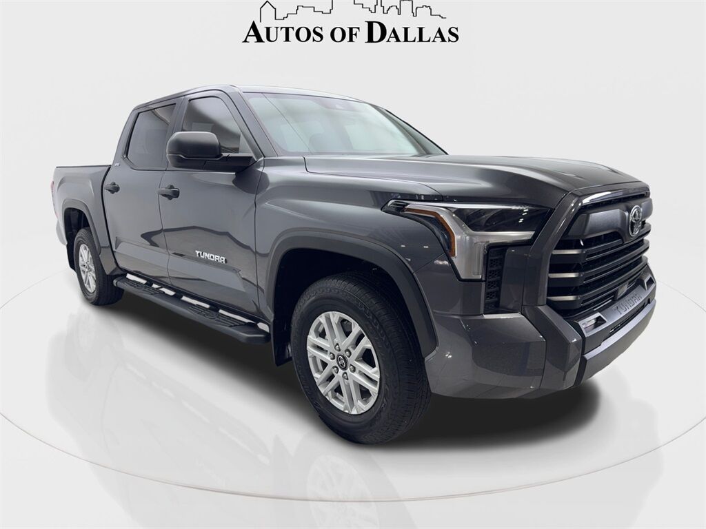2025 Toyota Tundra SR5 photo 4