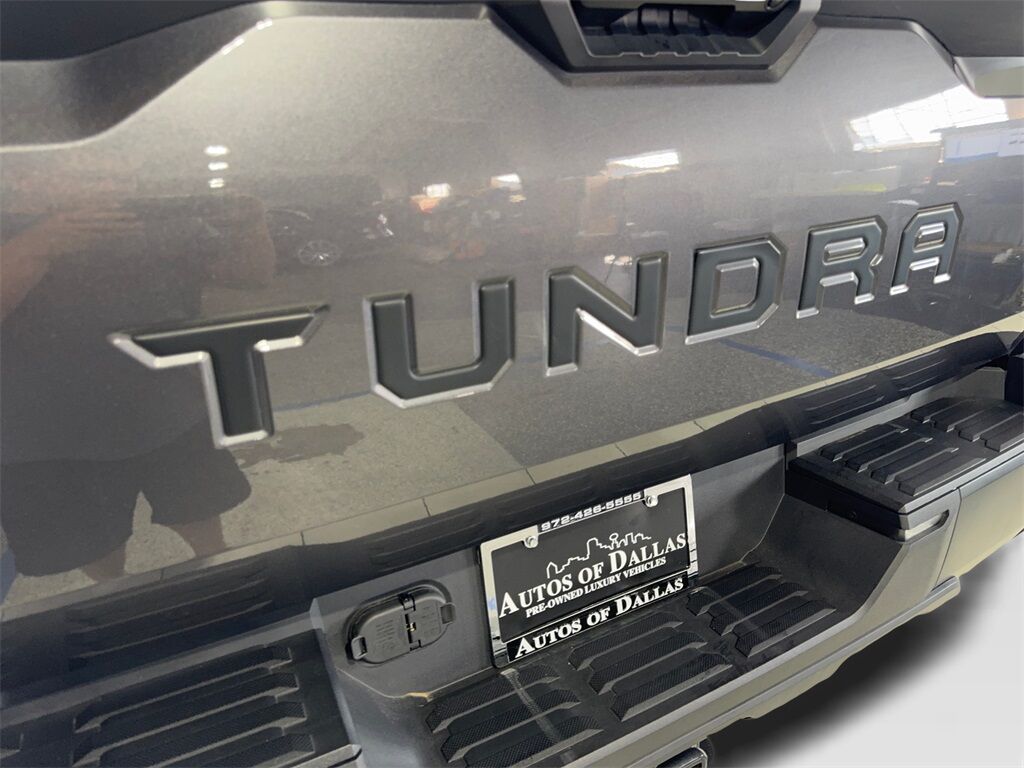 2025 Toyota Tundra SR5 photo 21