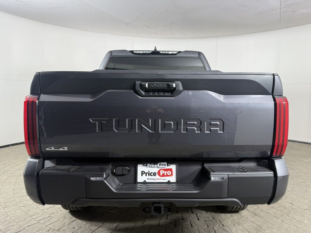 2025 Toyota Tundra SR5 CrewMax 4WD 3.4L V6 Maumee OH