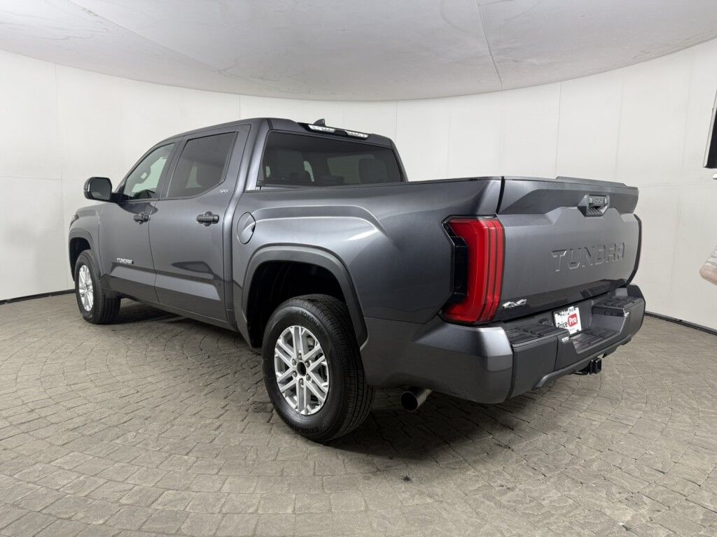 2025 Toyota Tundra SR5 CrewMax 4WD 3.4L V6 Maumee OH