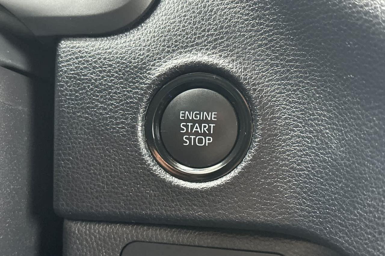 2025 Toyota Tundra SR5 Roseville CA